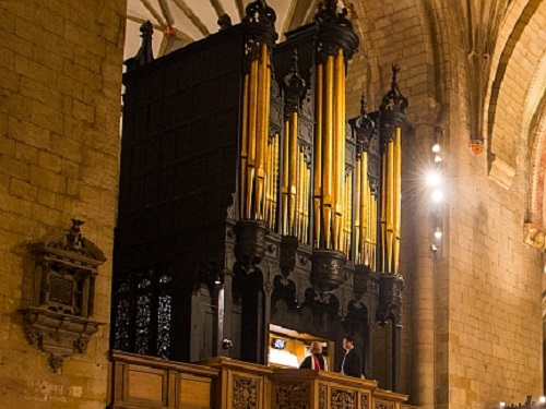 Tewkesbury Abbey - Milton Organ